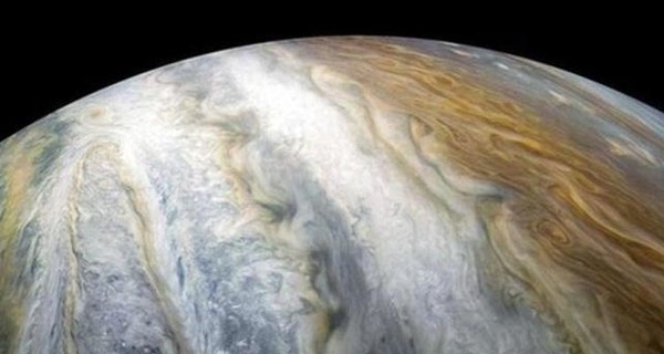 Ученые обнаружили воду на Юпитере