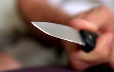Киевлянка ударила ножом 7-летнего сына