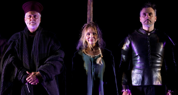 Орнелла Мути в Киеве устроит сеанс колдовства и пойдет на шопинг 