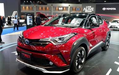 Toyota отзывает миллион автомобилей из-за проблем с двигателем