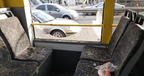 Киевлянин устроил стрельбу в троллейбусе