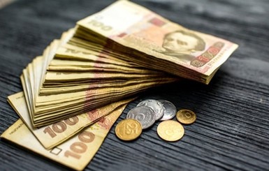 Какой должна быть минимальная зарплата в Украине: мнение профсоюзов