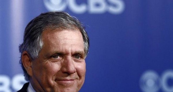 Глава CBS подал в отставку после обвинения в сексуальных домогательствах