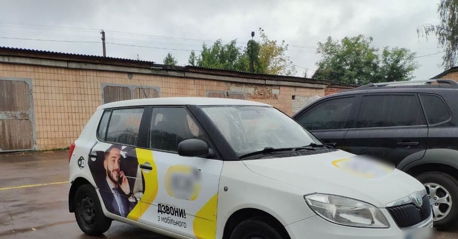 В Борисполе пьяный пассажир избил таксиста и угнал его машину