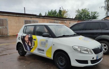В Борисполе пьяный пассажир избил таксиста и угнал его машину