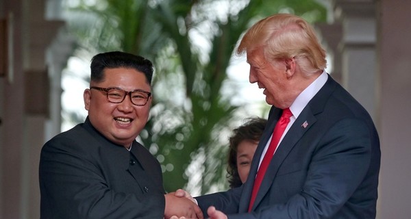 Ким Чен Ын предложил Трампу встретиться еще раз
