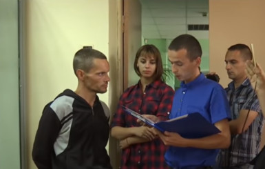 Депутата из Новоукраинки, морившего сына голодом, отправили под домашний арест