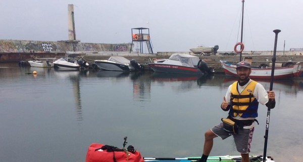 Запорожский экстремал преодолел тысячу километров, стоя на воде