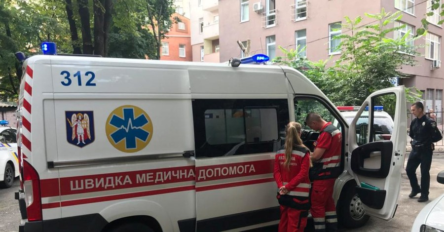 В центре Киева подстрелили 20-летнюю девушку