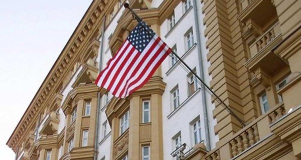 СМИ: В акустической атаке на американских дипломатов обвинили Россию