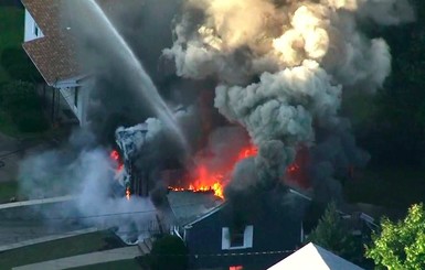 В США загорелись десятки домов из-за взрыва газа
