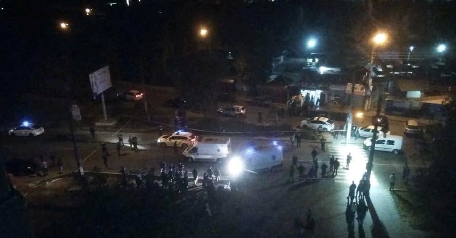 Соцсети: в Черновцах полицейские насмерть сбили пешехода и скрылись
