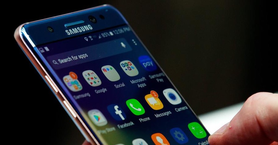 Samsung может отказаться от бюджетных смартфонов из-за конкуренции с Китаем