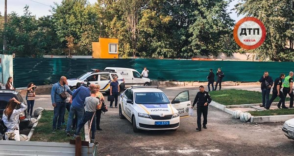 Гибель женщины из-за упавшего с высоты окна: роковая случайность или халатность строителей