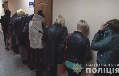 В Одессе за один ночной рейд задержали 10 проституток 