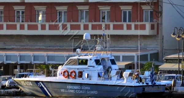 В Греции задержали украинское судно с 65 мигрантами