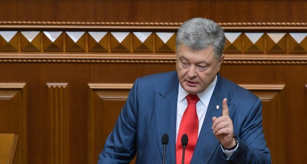 Порошенко предложил продлить закон 