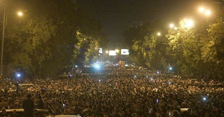 В Армении новые протесты: Пашинян заявил о попытке контрреволюции