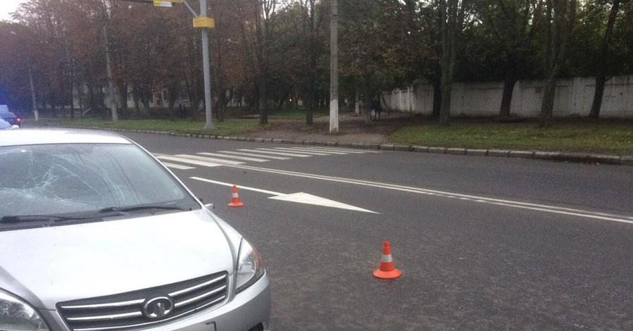 19-летний водитель сбил трех пешеходов в Полтавской области