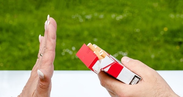 В Украине курить стали в два раза меньше, - Минздрав