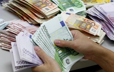 Итальянский работник банка избежал тюрьмы за то, что воровал у богатых