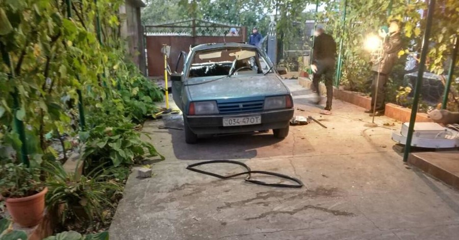 В Одесской области гранатой взорвали машину чиновницы