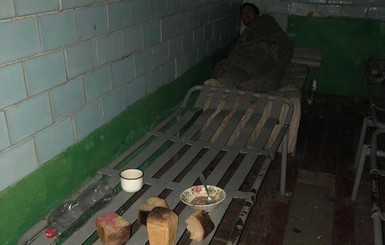 В Винницкой тюрьме заключенного пытали в камере без воды, света и туалета