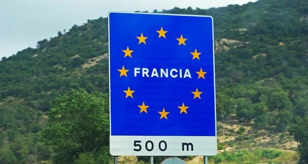 Франция построит стену на границе с Бельгией, чтоб спастись от свиней