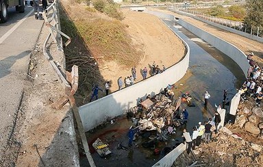 В Турции разбился грузовик с мигрантами, погибли 22 человека