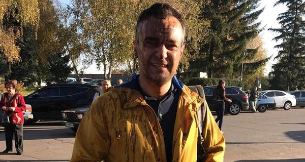 На Полтавщине фекалиями облили журналиста Дмитрия Гнапа