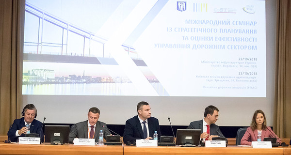 Кличко: Развитие дорожной  инфраструктуры  Киева – это  один з главных приоритетов в нашей работе