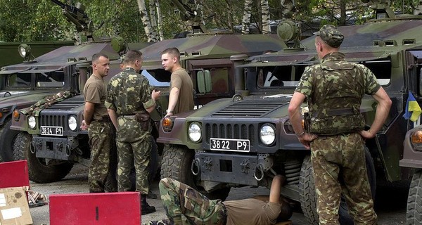 В Верховной Раде предложили штрафовать за ношение военной формы без разрешения