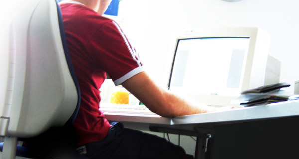 Порномошенники продолжают шантажировать украинцев, требуя от каждого 800 долларов за молчание