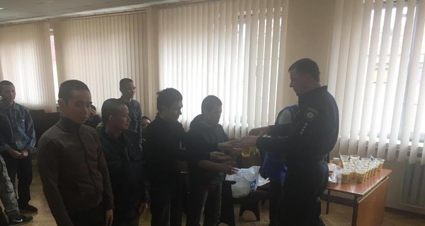 В Киевской области мужчина держал в плену 28 вьетнамцев