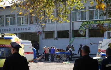 Семьям погибших в керченском колледже пообещали списать банковские долги