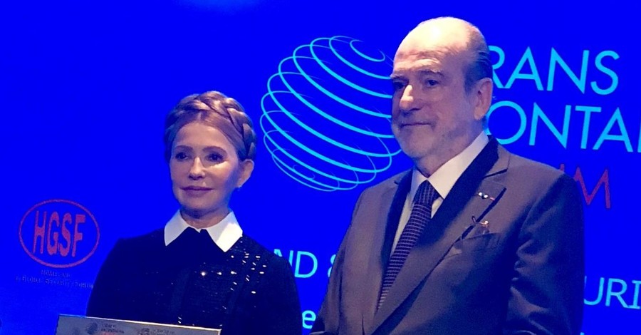 Форум Crans Montana наградил Тимошенко за политическое мужество и защиту независимости Украины