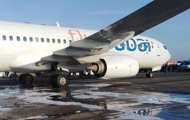 В аэропорту Одессы во время взлета из пассажирского самолета повалил дым