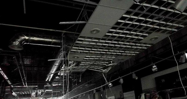 В ТРЦ Польши обвалился потолок, пострадали семь человек