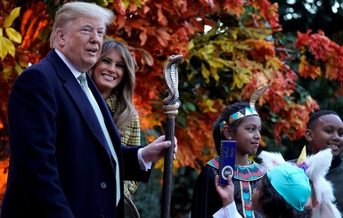 Дональд и Мелания Трамп отпраздновали Хэллоуин