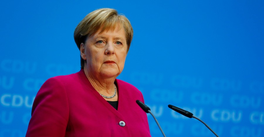 Меркель могут заменить глава Минздрава или генсек