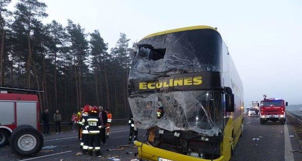 Консул прояснил информацию о пострадавших в ДТП с украинским автобусом в Польше