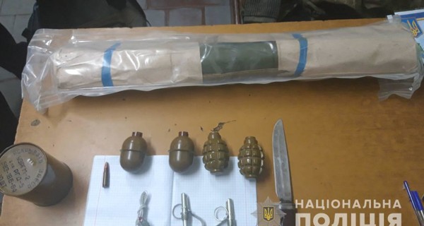 В харьковском метро у мужчины отобрали взрывчатку