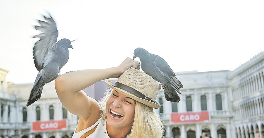 В Париже нельзя кормить голубей, а в Венеции - лежать на скамейках