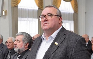 Луценко просит Раду арестовать депутата Березкина