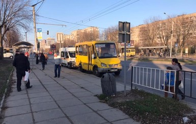 В маршрутке Львова внезапно умерла женщина