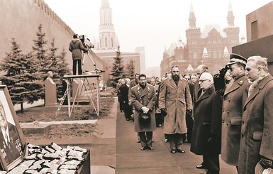 Владимир Мусаэльян, фотограф генсека ЦК КПСС: Брежнева на похоронах никто не ронял