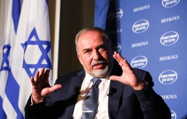 Министр обороны Израиля подал в отставку из-за перемирия с ХАМАС