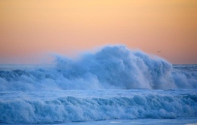 На Камчатку обрушатся девятиметровые волны