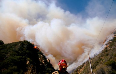 Пожар в Калифорнии: более 600 человек пропали без вести