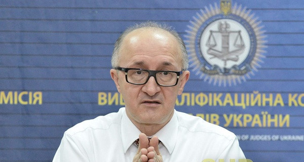 В Киеве облили зеленкой главу Высшей квалификационной комиссии судей